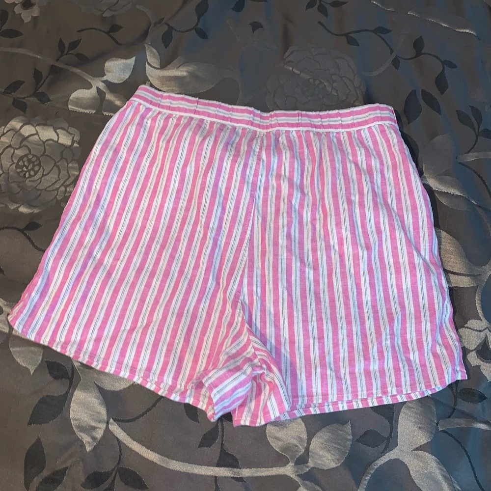 Universal Thread High Rise Pull On Shorts - Picture 3 of 4
